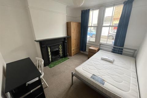 undefined, Catharine Street, Cambridge CB1