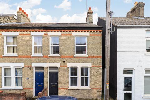 undefined, Catharine Street, Cambridge CB1