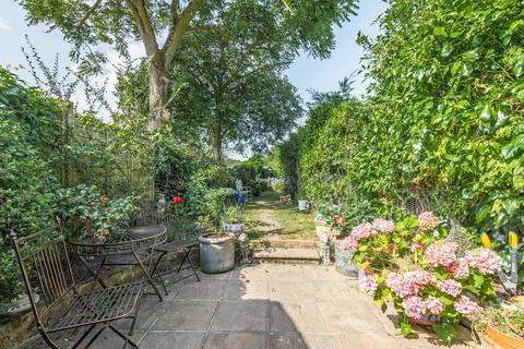undefined, Charming Period Cottage in Historic Barney