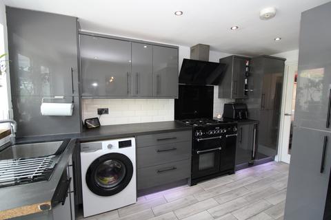 3 bedroom terraced house for sale, Hydean Way, Stevenage SG2