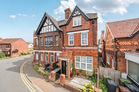 4 bedroom semi-detached house for sale, Station Road, Shalford, GU4