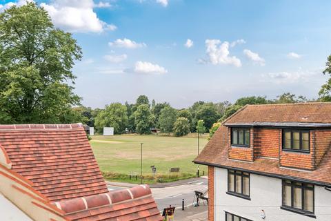 undefined, Station Road, Shalford, GU4