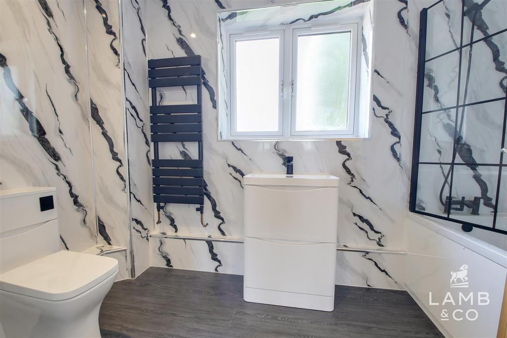 Ensuite