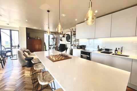 1 bedroom apartment for sale, Local Crescent, Hulme Street, Salford, M5 4ZD