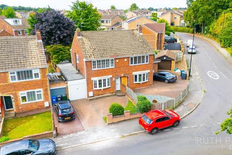 3 bedroom semi-detached house for sale, St. Davids Drive, Doncaster DN5