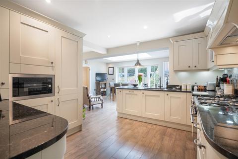 59 Hurstwood, Ascot, SL5 9SP
