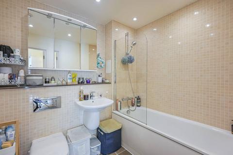 1 bedroom flat for sale, Crowder Street, Shadwell, London, E1