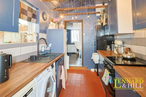 undefined, Salisbury Road, Grays RM17