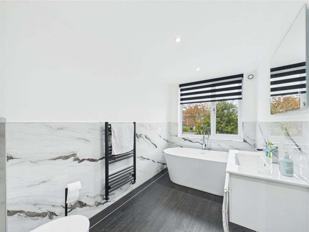 Bath.jpg
