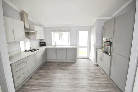 undefined, Shore Drive, Rochester ME3