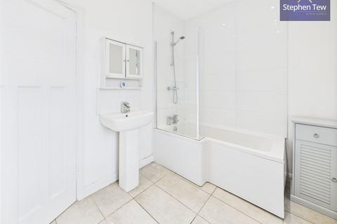 16 Ailsa Avenue, Blackpool, FY4 4HW