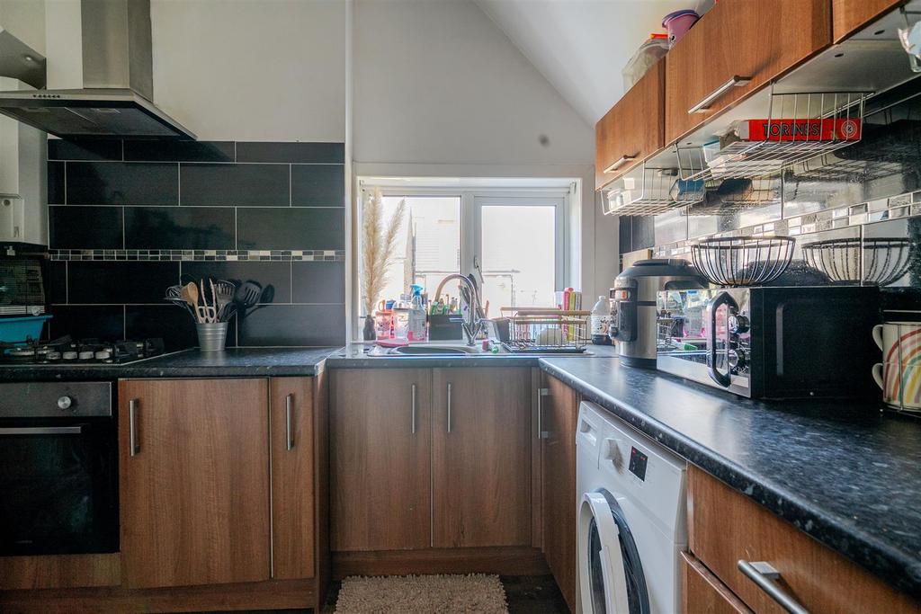 For Sale by Aspire Residential Rugby Road