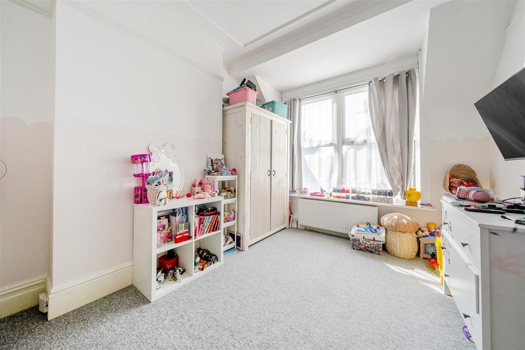 For Sale by Aspire Residential Rugby Road