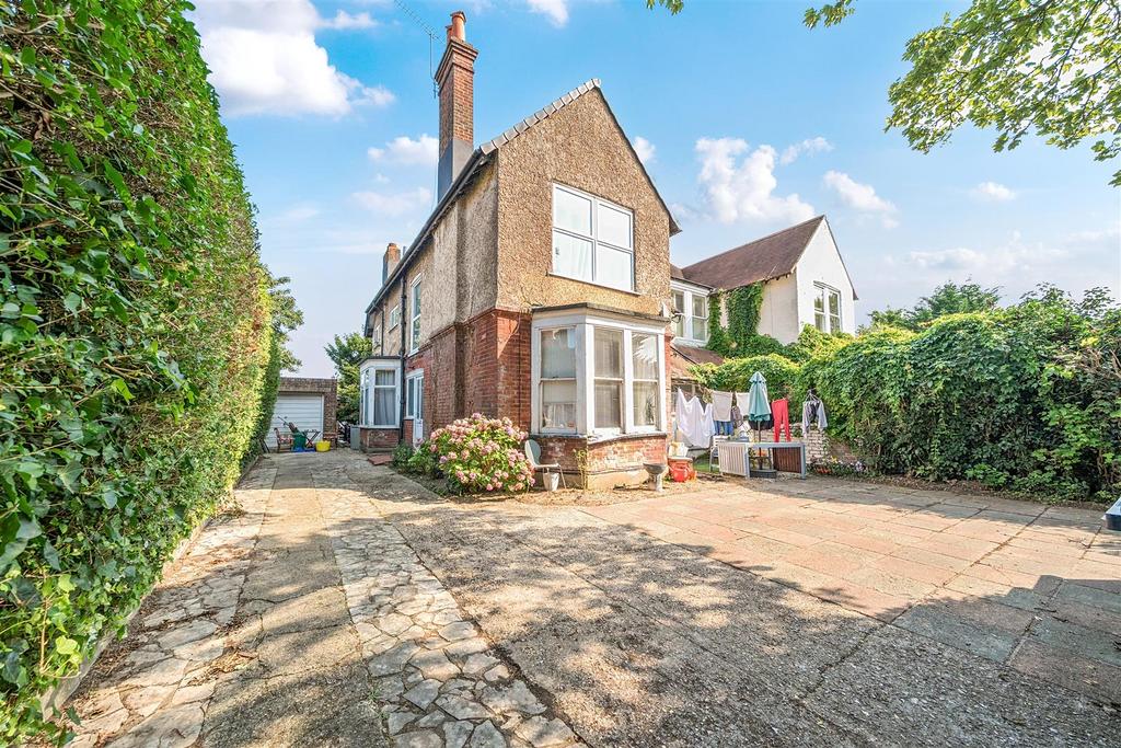 For Sale by Aspire Residential, on Rugby Road