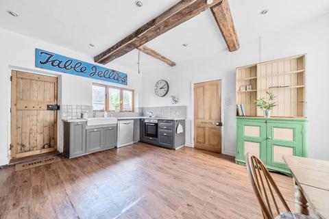 6 bedroom townhouse for sale, Kerry Street, Montgomery