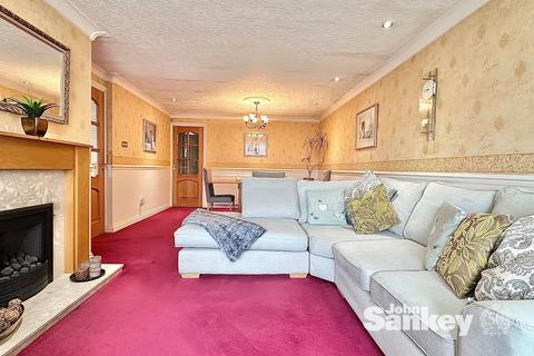 3 bedroom detached bungalow for sale, Willow Avenue, Forest Town, NG19