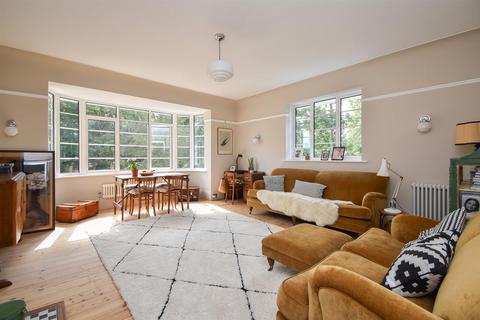 2 bedroom flat for sale, The Green, St. Leonards-On-Sea