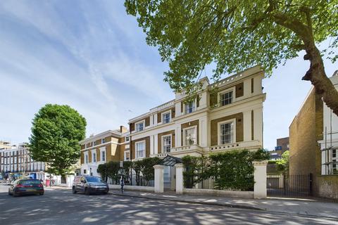 3 bedroom apartment to rent, Craven Hill, Bayswater, London, W2