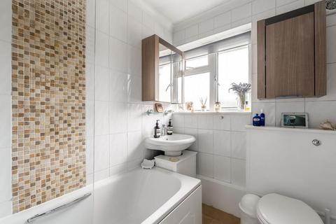 12 Downs View, Dorking, RH4 1PX