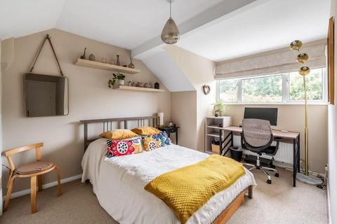 12 Downs View, Dorking, RH4 1PX