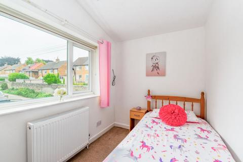 4 Cross Lane, Bingley, BD16 4LN