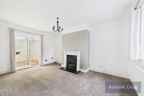 3 bedroom semi-detached house for sale, Laburnum Gardens, Jarrow