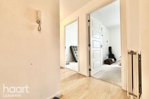 undefined, Frenchs Avenue, Dunstable