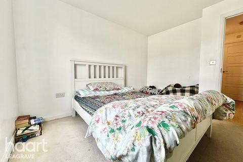 undefined, Frenchs Avenue, Dunstable