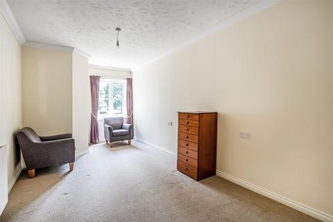 1 bedroom retirement property for sale, LEATHERHEAD ROAD, ASHTEAD, KT21