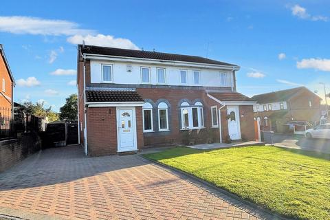 Kiel Close, Eccles, M30