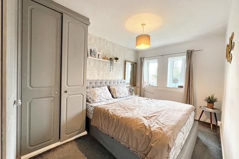 3 bedroom semi-detached house for sale, Kiel Close, Eccles, M30