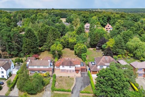 5 bedroom detached house for sale, Park View Road, Pinner Hill, Pinner HA5