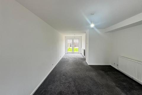 4 bedroom house to rent, Western Close, Walsall