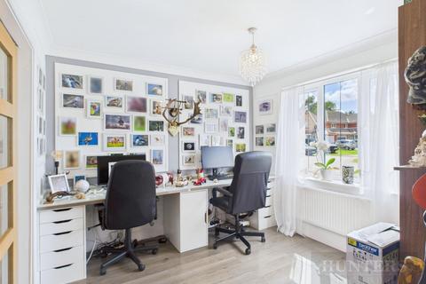 1 Stuart Close, Bridlington, YO15 3TD