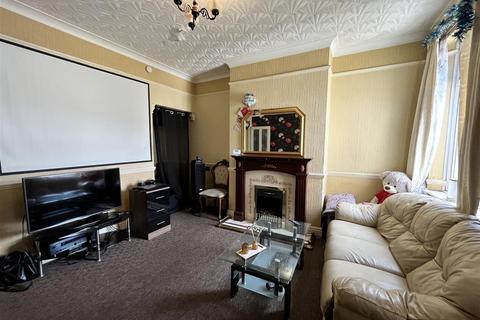 4 bedroom terraced house for sale, Marshfield Avenue, Goole