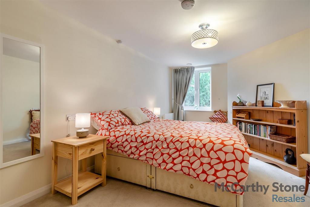 8646016-interior12.jpg