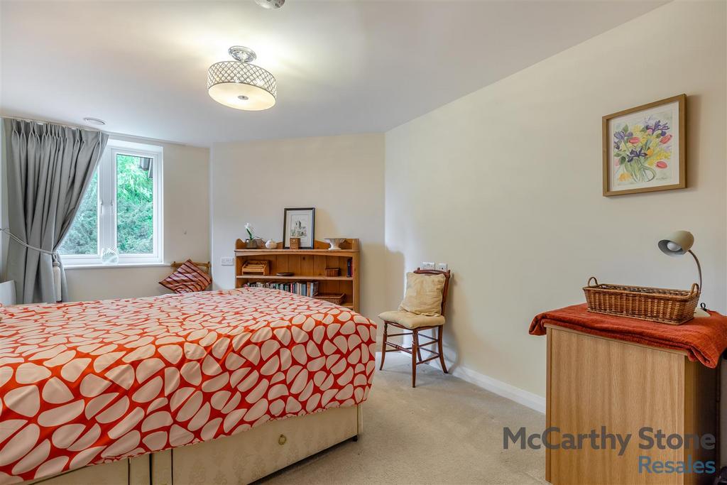 8646016-interior13.jpg