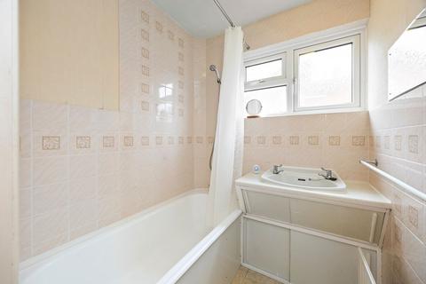 2 bedroom bungalow for sale, Dawn Crescent, Steyning BN44
