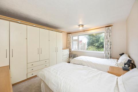 2 bedroom bungalow for sale, Dawn Crescent, Steyning BN44