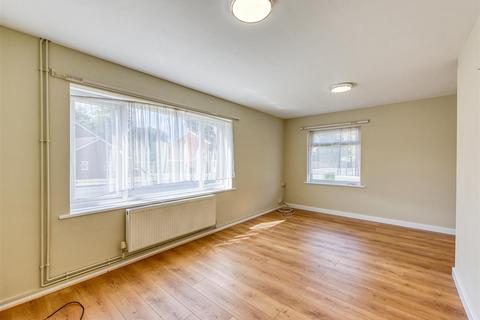 3 bedroom detached house for sale, 2 Sandhurst Drive, Wolverhampton