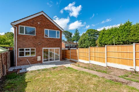 3 bedroom detached house for sale, 2 Sandhurst Drive, Wolverhampton