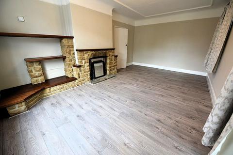 3 bedroom house to rent, 27 The Avenue