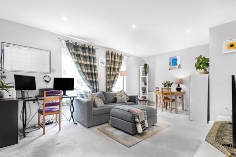 undefined, Gweal Avenue, Reading, Berkshire