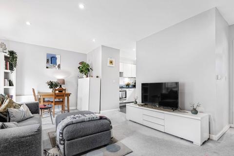 undefined, Gweal Avenue, Reading, Berkshire
