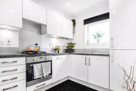 undefined, Gweal Avenue, Reading, Berkshire