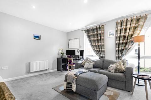 undefined, Gweal Avenue, Reading, Berkshire