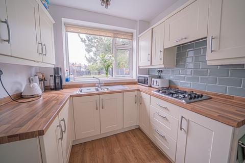 11 Chapel Fields Road, Solihull, B92 7RX