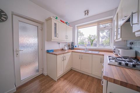 11 Chapel Fields Road, Solihull, B92 7RX