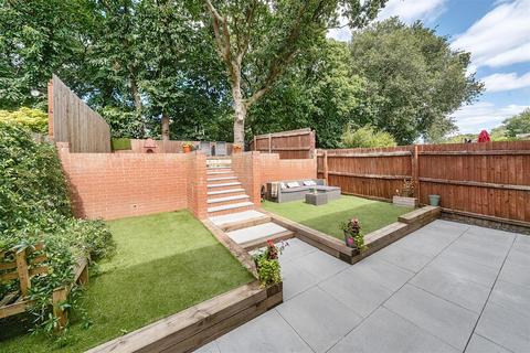 undefined, Brooklands Drive, Kidderminster