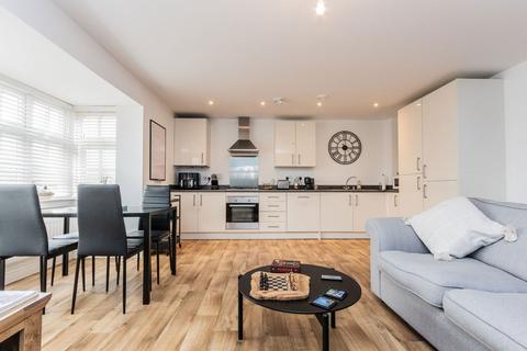 Flat 4, 3 Cascade Close, Marden, Tonbridge, TN12 9FW
